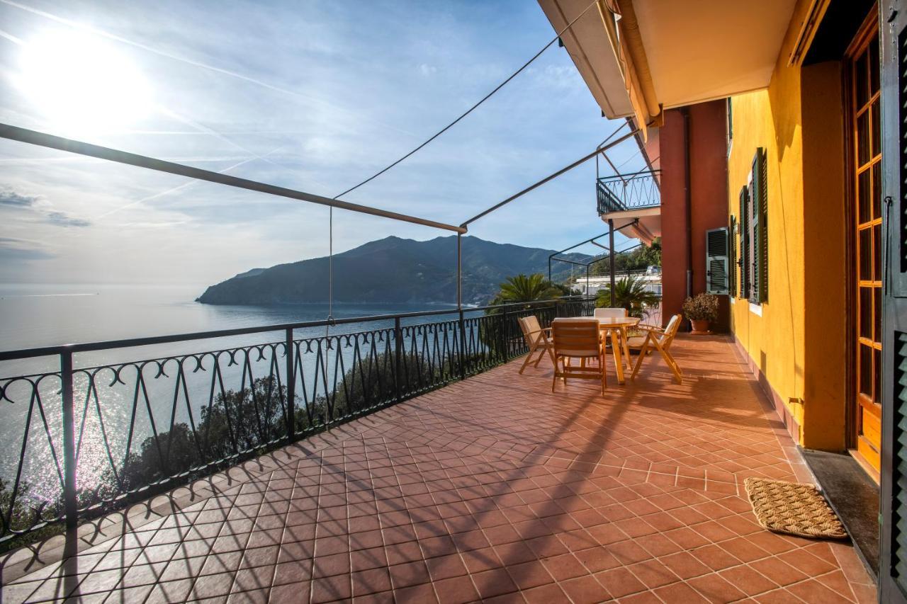 080 - La Villa Storica Il Vigneto 45B, Terrazza Sul Mare - Parcheggio Privato Gratis Монелья Екстер'єр фото