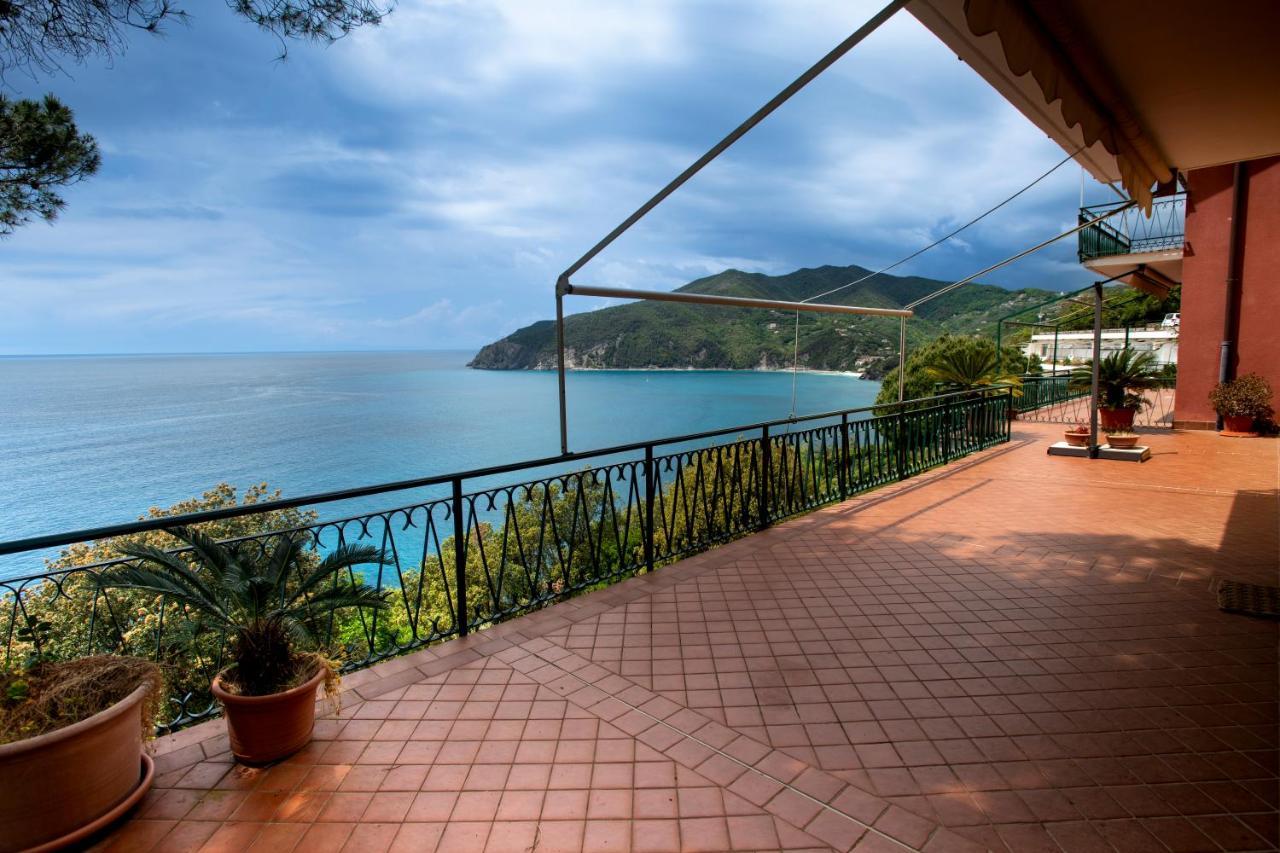 080 - La Villa Storica Il Vigneto 45B, Terrazza Sul Mare - Parcheggio Privato Gratis Монелья Екстер'єр фото
